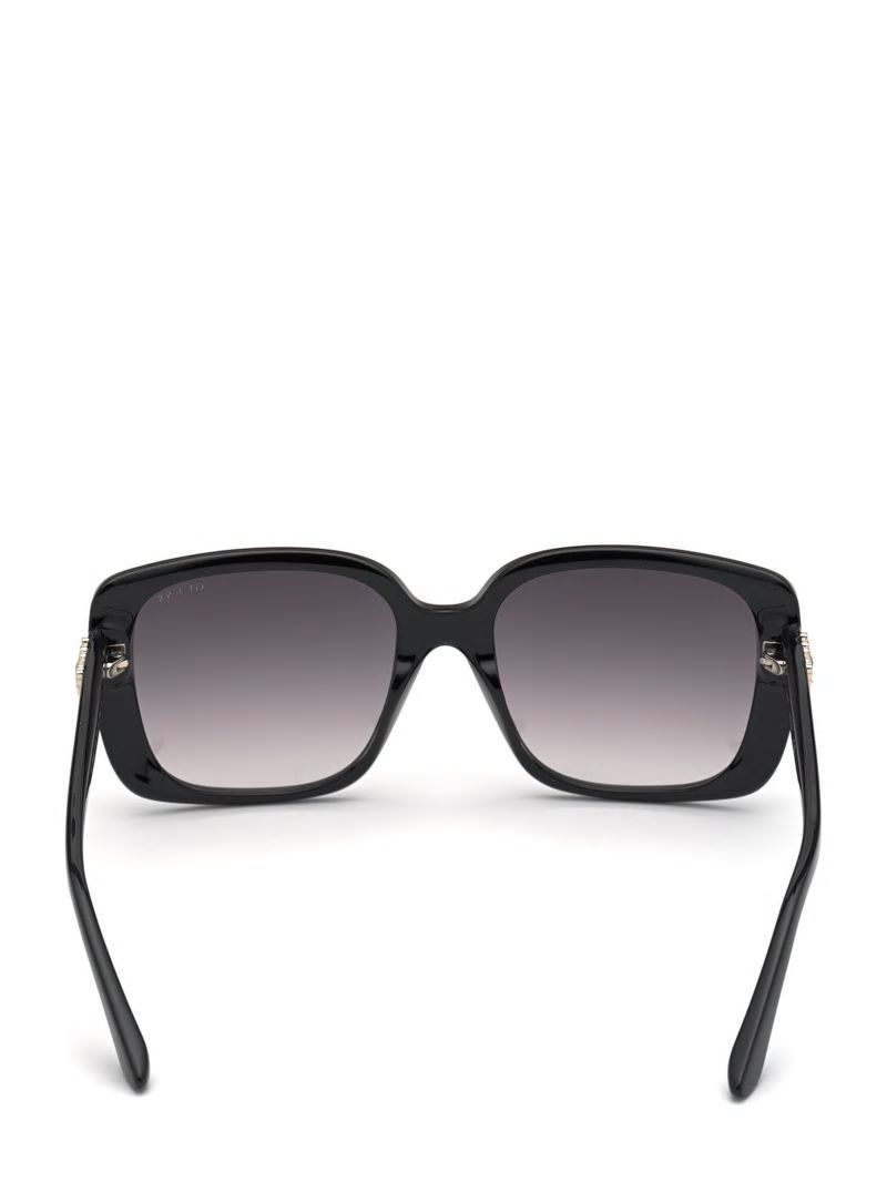 Guess Nelly Oversized Square Sunglasses - Silver Guess Nelly Oversized Square Sunglasses - Silver