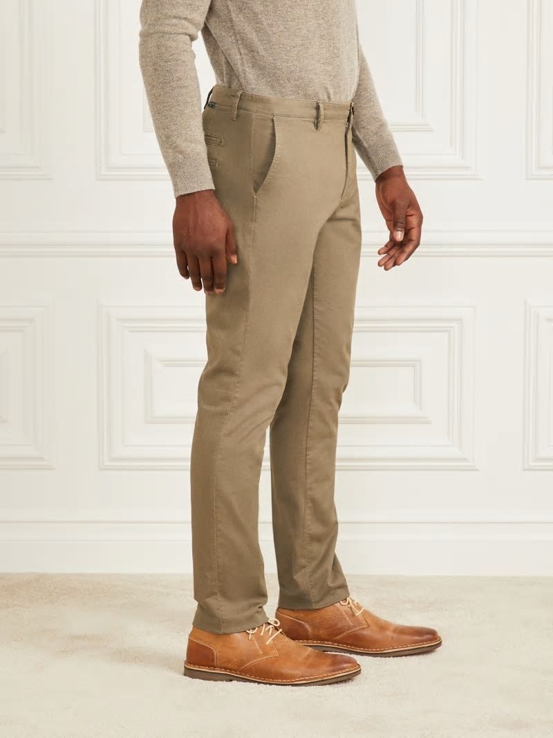 Guess Eco Hugh Easy Chino Pant - Green Canteen Guess Eco Hugh Easy Chino Pant - Green Canteen