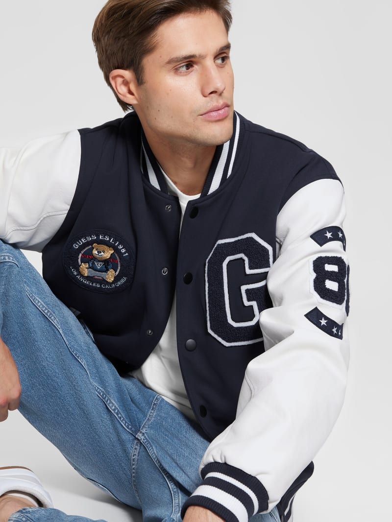 Guess Bear Varsity Jacket - Bleu éLéGant Guess Bear Varsity Jacket - Bleu éLéGant