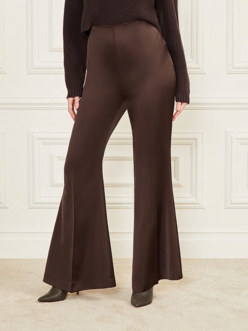 Guess Kellis Flare Pant - Cold Brew Guess Kellis Flare Pant - Cold Brew