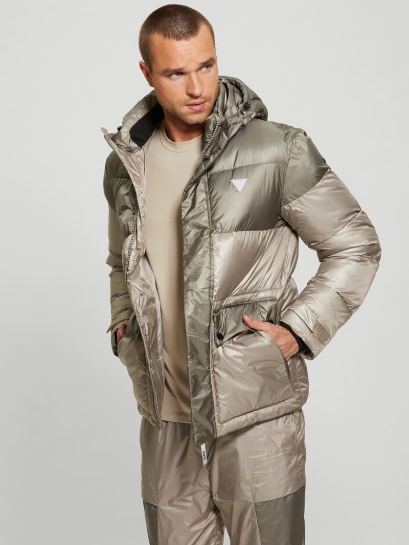 Guess Wilfred Hooded Long Puffer Jacket - Pasadena With Green Block Guess Wilfred Hooded Long Puffer Jacket - Pasadena With Green Block