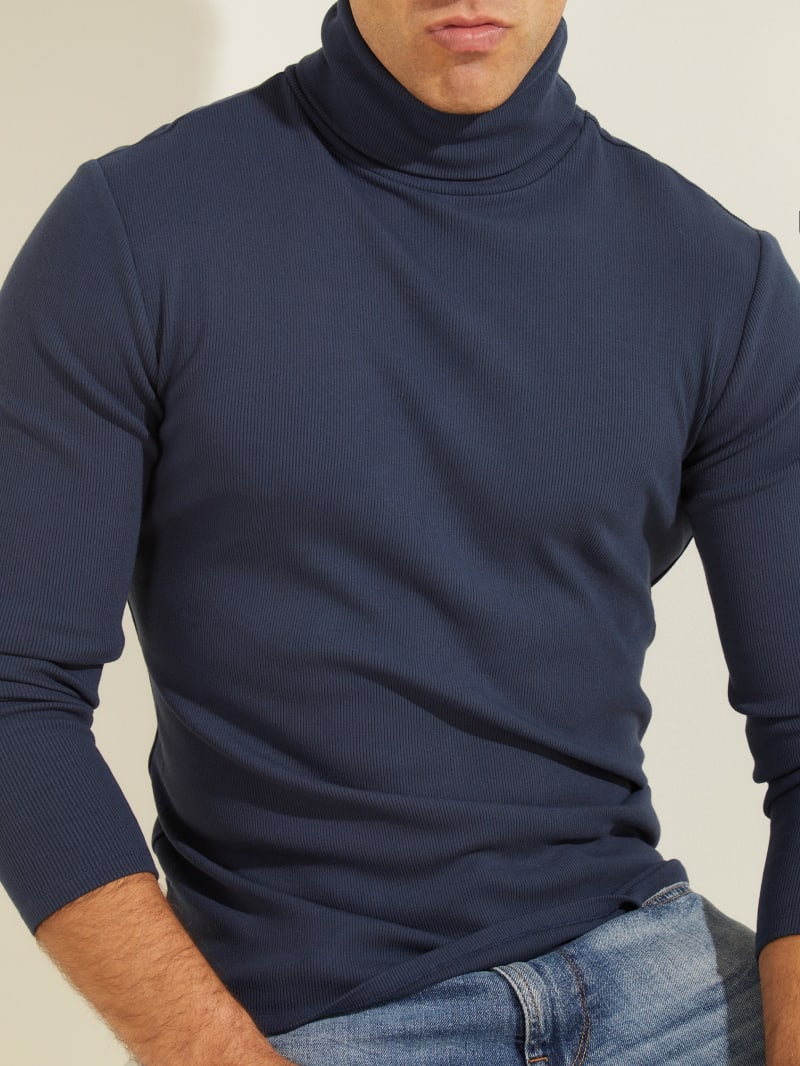 Guess Mateo Turtleneck Tee - Silk Blue Guess Mateo Turtleneck Tee - Silk Blue