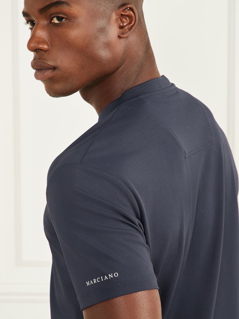 Guess Formal V-Neck Tee - Bleu éLéGant Guess Formal V-Neck Tee - Bleu éLéGant