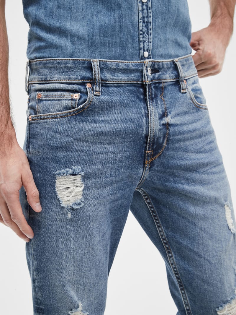 Guess Distressed Tapered Jeans - Light Tide Wash Guess Distressed Tapered Jeans - Light Tide Wash