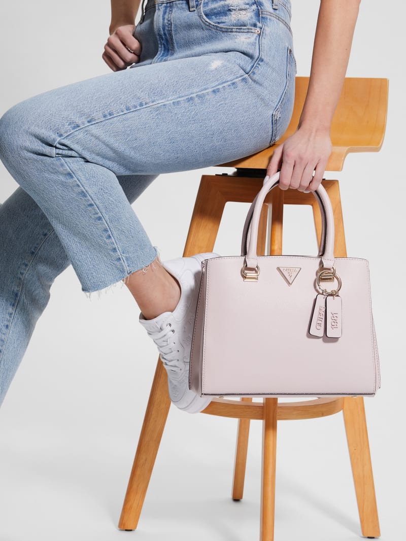 Guess Noelle Girlfriend Satchel - Light Rose Guess Noelle Girlfriend Satchel - Light Rose