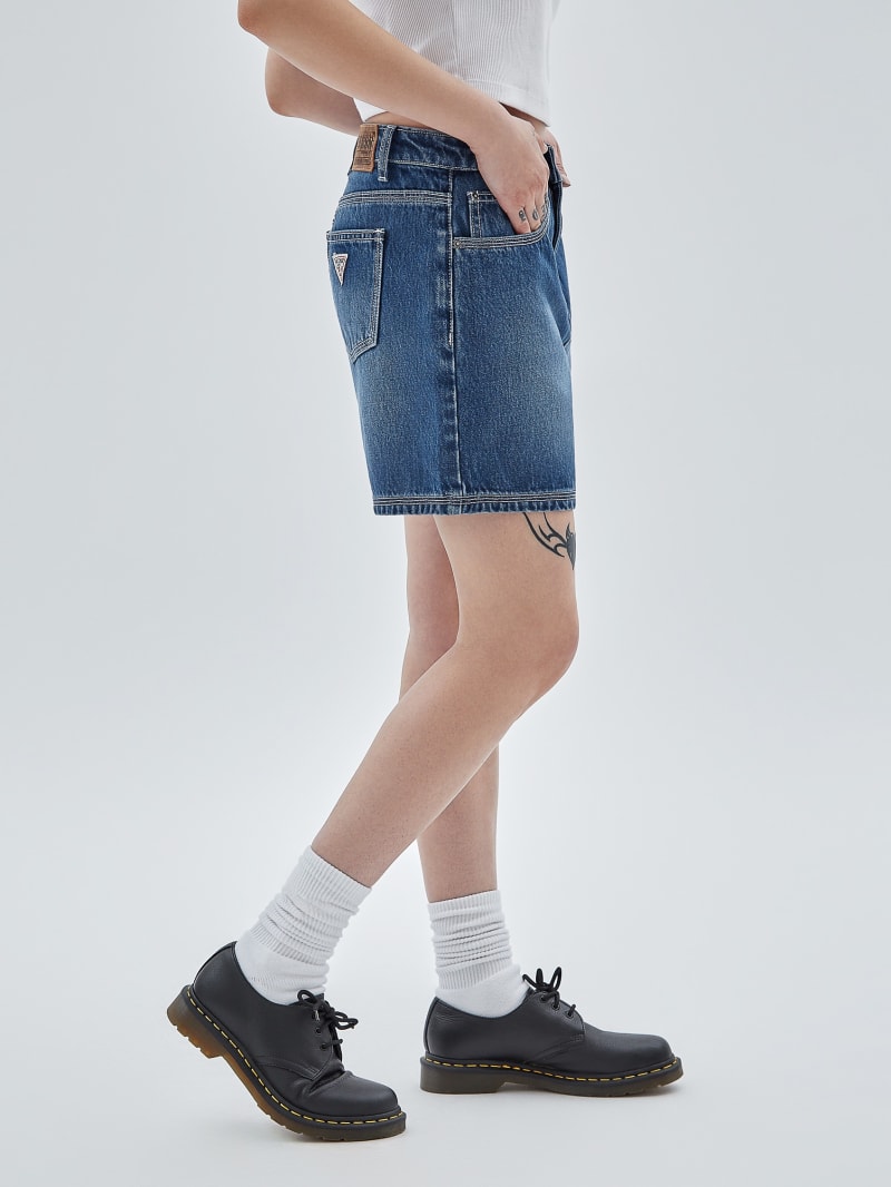 Guess GUESS Originals Kit Boyfriend Shorts - Go Medium Tameer Wash Guess GUESS Originals Kit Boyfriend Shorts - Go Medium Tameer Wash
