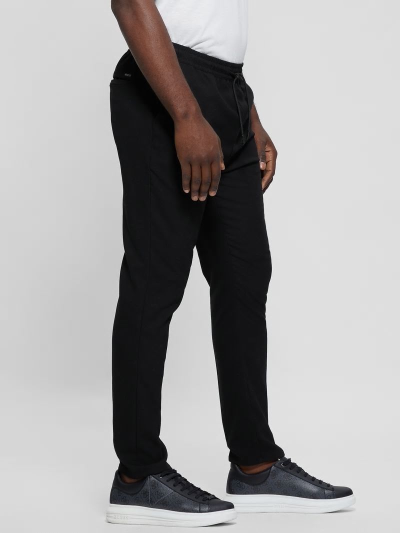 Guess Harper Woven Tapered Pant - Jet Black Multi Guess Harper Woven Tapered Pant - Jet Black Multi