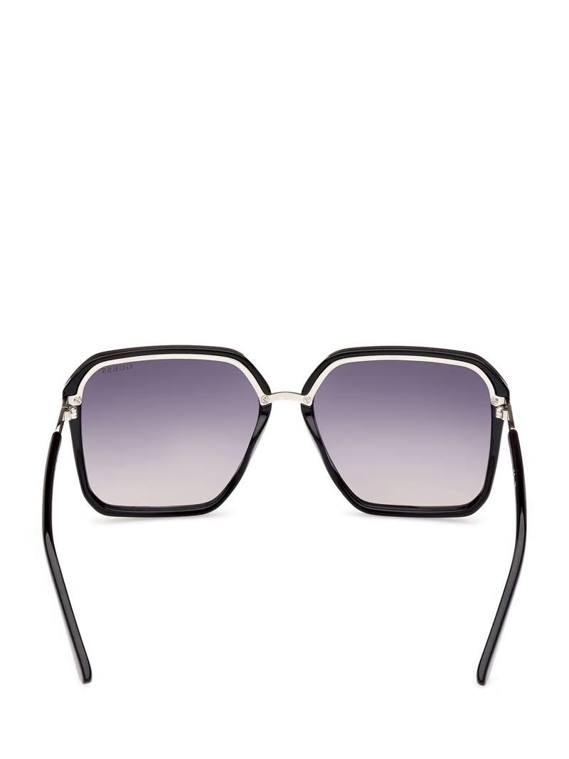 Guess Elena Oversized Square Sunglasses - Silver Guess Elena Oversized Square Sunglasses - Silver