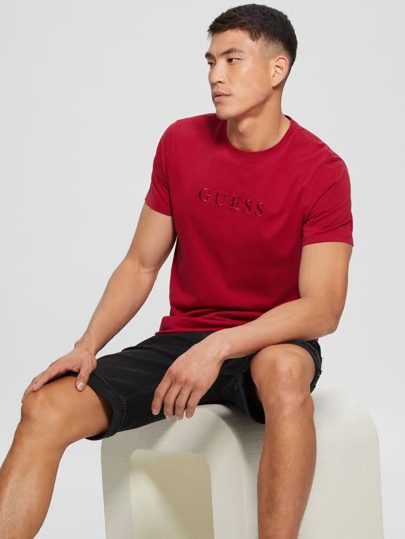 Guess Embroidered Logo Tee - Chili Red Guess Embroidered Logo Tee - Chili Red
