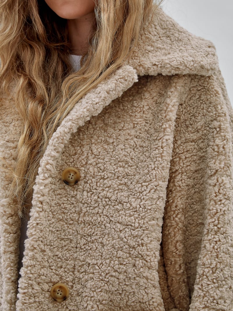 Guess GUESS Originals Sherpa Coat - Neutral Sand Guess GUESS Originals Sherpa Coat - Neutral Sand