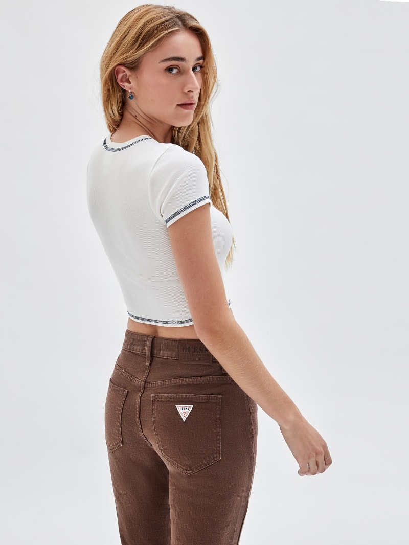 Guess GUESS Originals Ribbed Crop Baby Tee - Sandy Shore Guess GUESS Originals Ribbed Crop Baby Tee - Sandy Shore