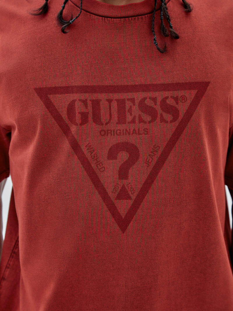 Guess GUESS Originals Triangle Tee - Chili Red Multi Guess GUESS Originals Triangle Tee - Chili Red Multi