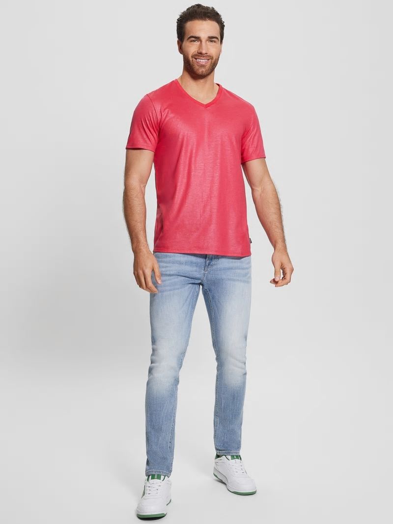 Guess Mason Yoke V-Neck Tee - Virtual Pink Guess Mason Yoke V-Neck Tee - Virtual Pink