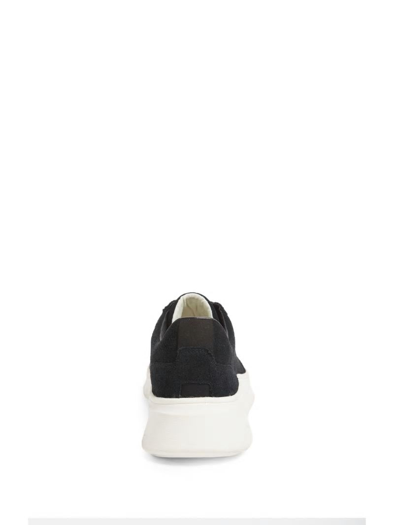 Guess Dolo Logo Low-Top Sneakers - Black Suede Guess Dolo Logo Low-Top Sneakers - Black Suede