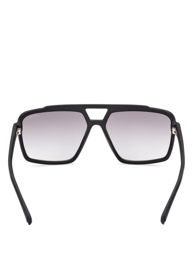 Guess Metal Trim Plastic Navigator Sunglasses - Red Multi Guess Metal Trim Plastic Navigator Sunglasses - Red Multi