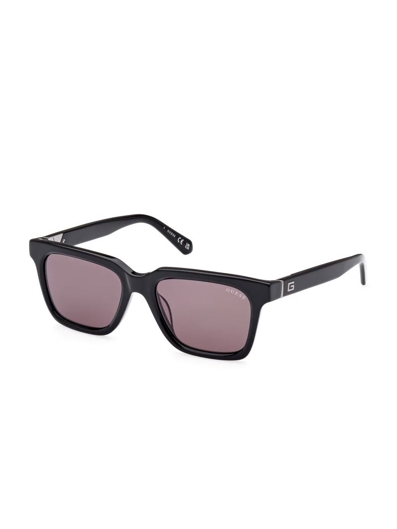 Guess Plastic Square Sunglasses - Black Guess Plastic Square Sunglasses - Black