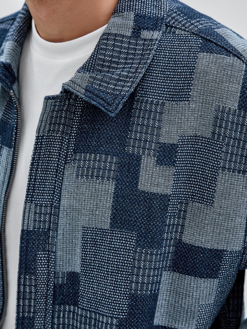 Guess GUESS Originals Denim Patch Shacket - Go Dark Rinse Wash Guess GUESS Originals Denim Patch Shacket - Go Dark Rinse Wash