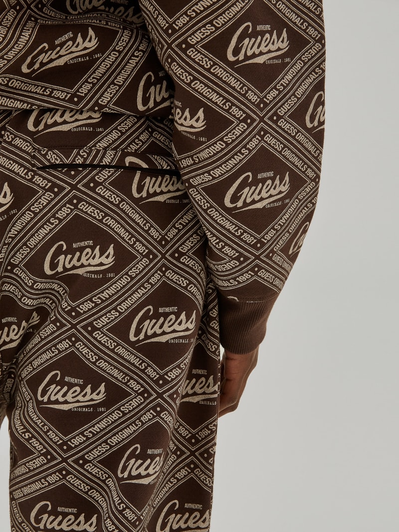 Guess GUESS Originals Printed Sweatpants - Coarse Brown Multi Guess GUESS Originals Printed Sweatpants - Coarse Brown Multi