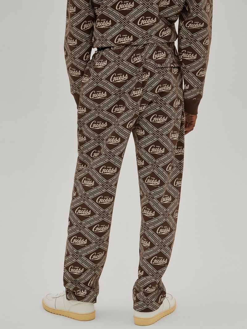 Guess GUESS Originals Printed Sweatpants - Coarse Brown Multi Guess GUESS Originals Printed Sweatpants - Coarse Brown Multi