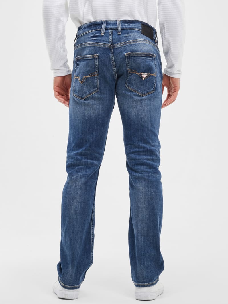 Guess Eco Regular Straight Jeans - Delta Wash Guess Eco Regular Straight Jeans - Delta Wash