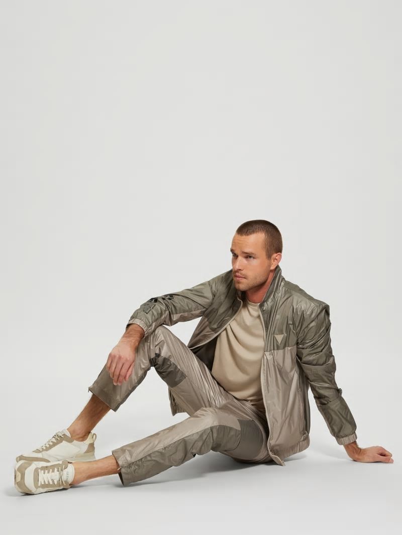 Guess Wilfred Full-Zip Track Jacket - Pasadena With Green Block Guess Wilfred Full-Zip Track Jacket - Pasadena With Green Block