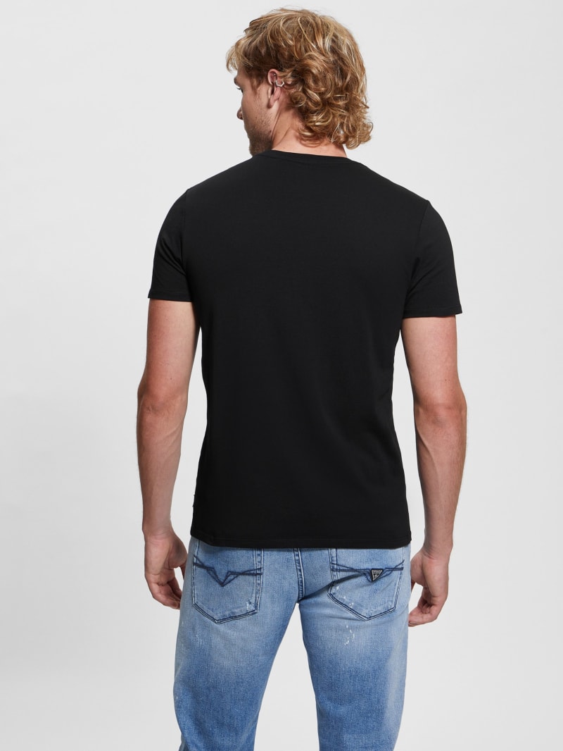 Guess Logo Tri-Scroll Tee - Black Guess Logo Tri-Scroll Tee - Black