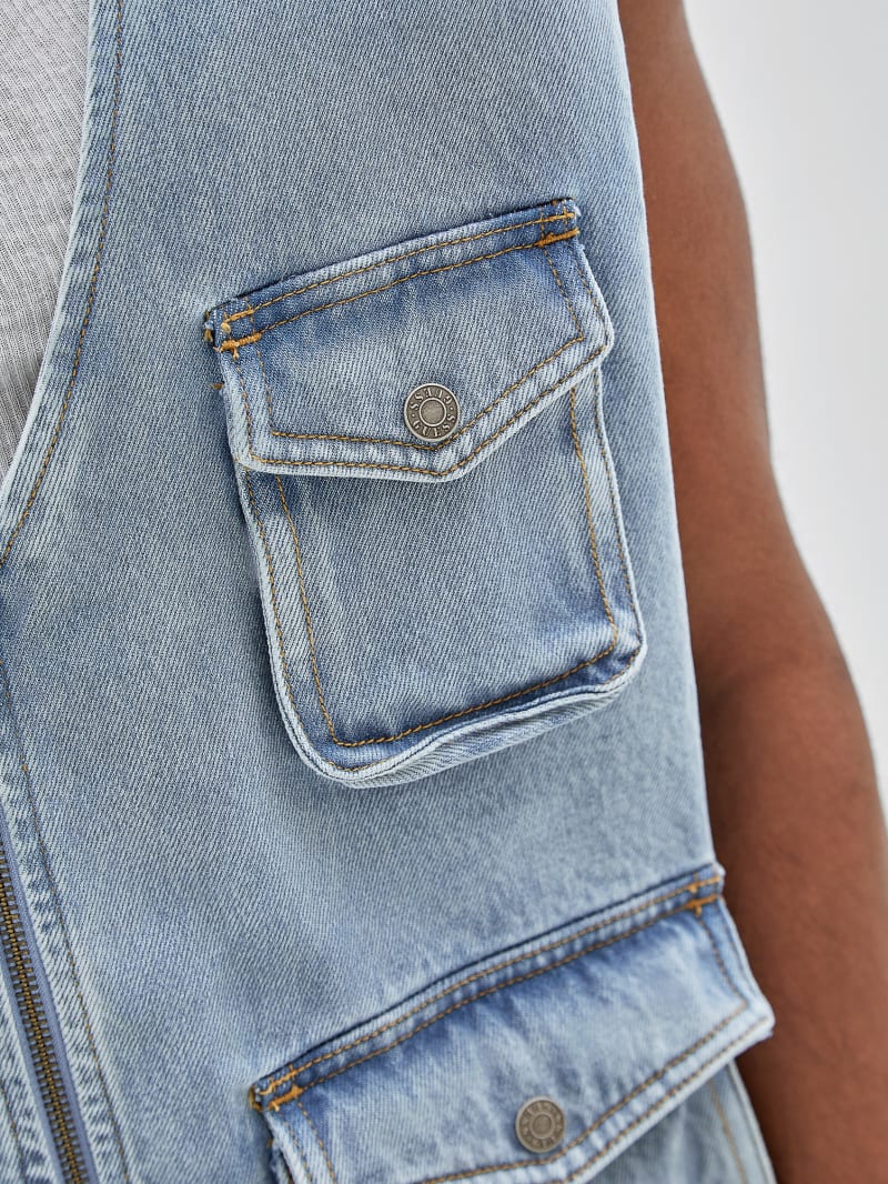 Guess GUESS Originals Denim Cargo Vest - Go Lt Vintage Wash Guess GUESS Originals Denim Cargo Vest - Go Lt Vintage Wash