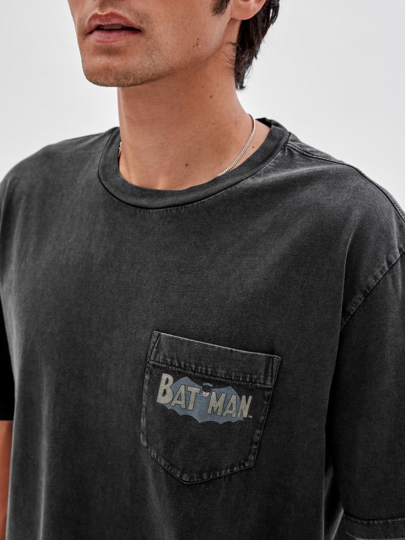 Guess GUESS Originals x Batman Spotlight Tee - Jet Black Multi Guess GUESS Originals x Batman Spotlight Tee - Jet Black Multi