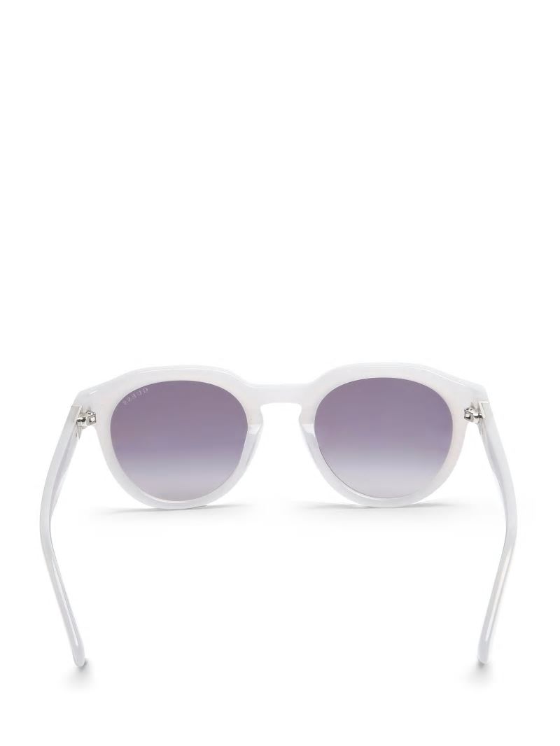 Guess Oversized Round Plastic Sunglasses - Grey Guess Oversized Round Plastic Sunglasses - Grey