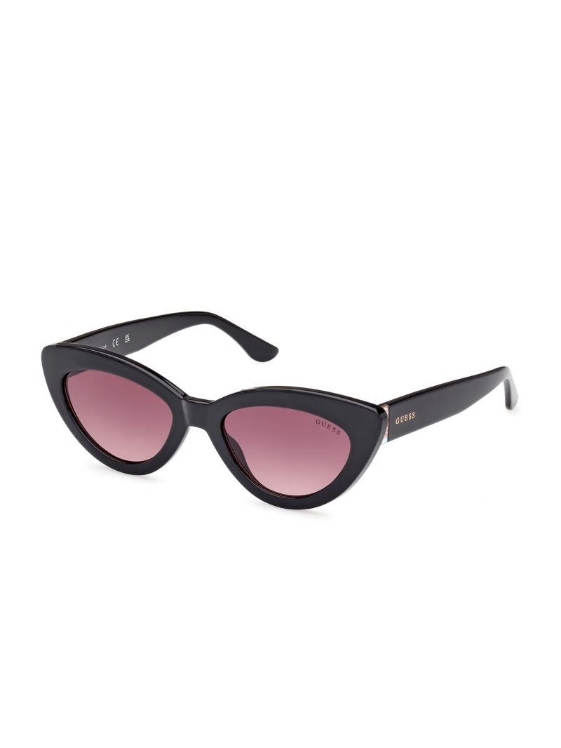 Guess Kenzie Plastic Cat-Eye Sunglasses - Black Guess Kenzie Plastic Cat-Eye Sunglasses - Black