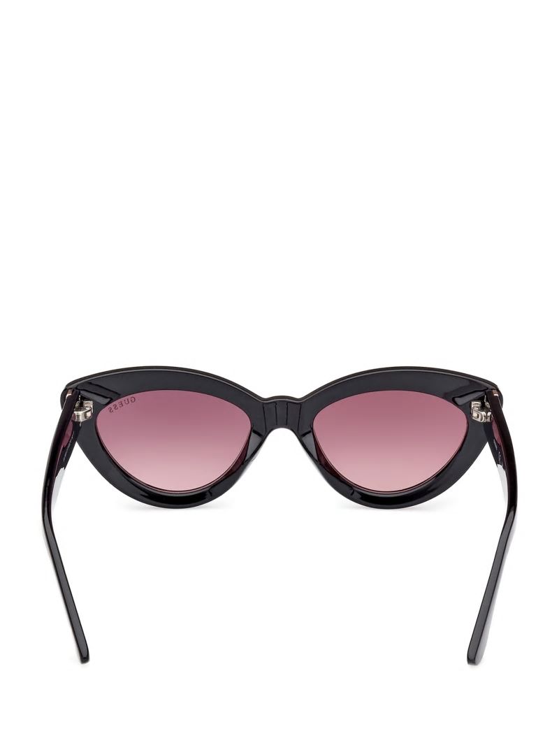 Guess Kenzie Plastic Cat-Eye Sunglasses - Black Guess Kenzie Plastic Cat-Eye Sunglasses - Black