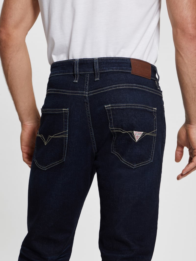 Guess Regular Straight Jeans - Miller Guess Regular Straight Jeans - Miller