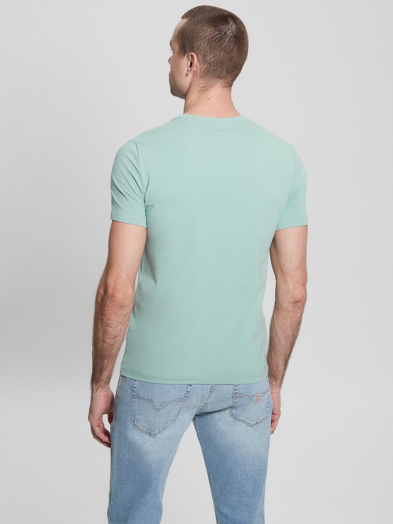 Guess Eco Triangle Crewneck Tee - Lagoon Fog Guess Eco Triangle Crewneck Tee - Lagoon Fog