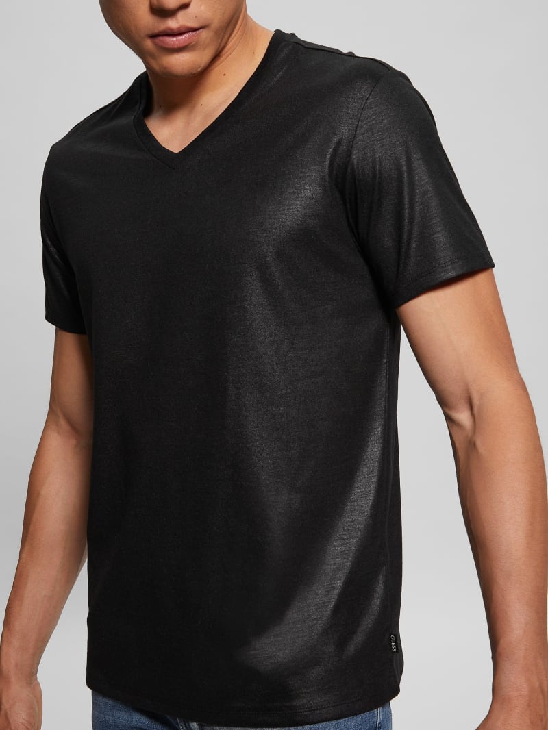 Guess Mason Yoke V-Neck Tee - Black Guess Mason Yoke V-Neck Tee - Black