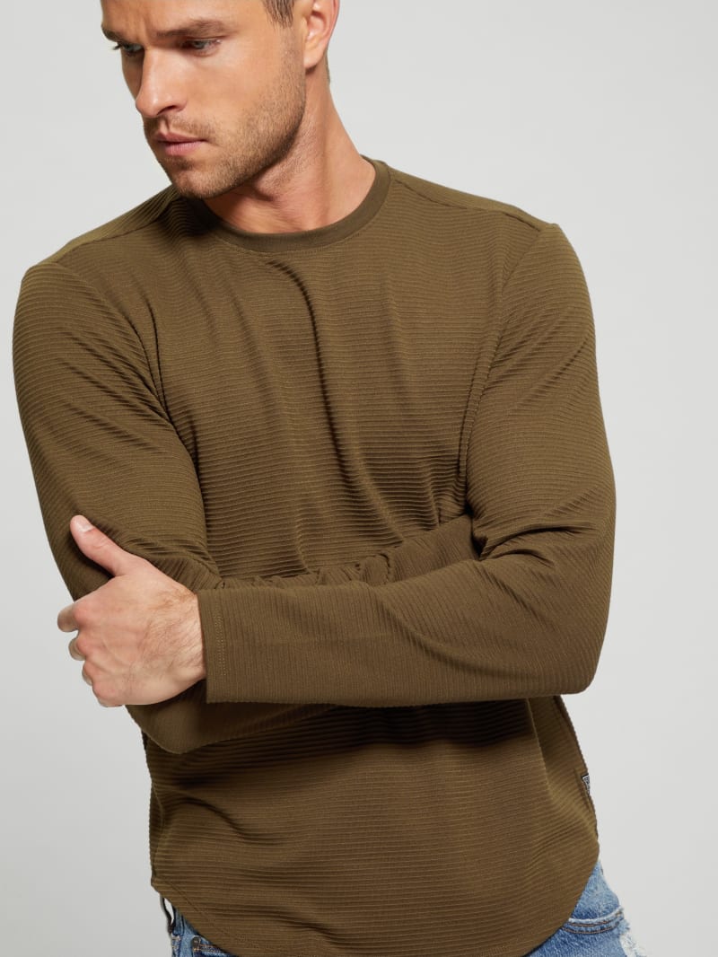 Guess Textured Long-sleeve Tee - Arsenal Green Guess Textured Long-sleeve Tee - Arsenal Green