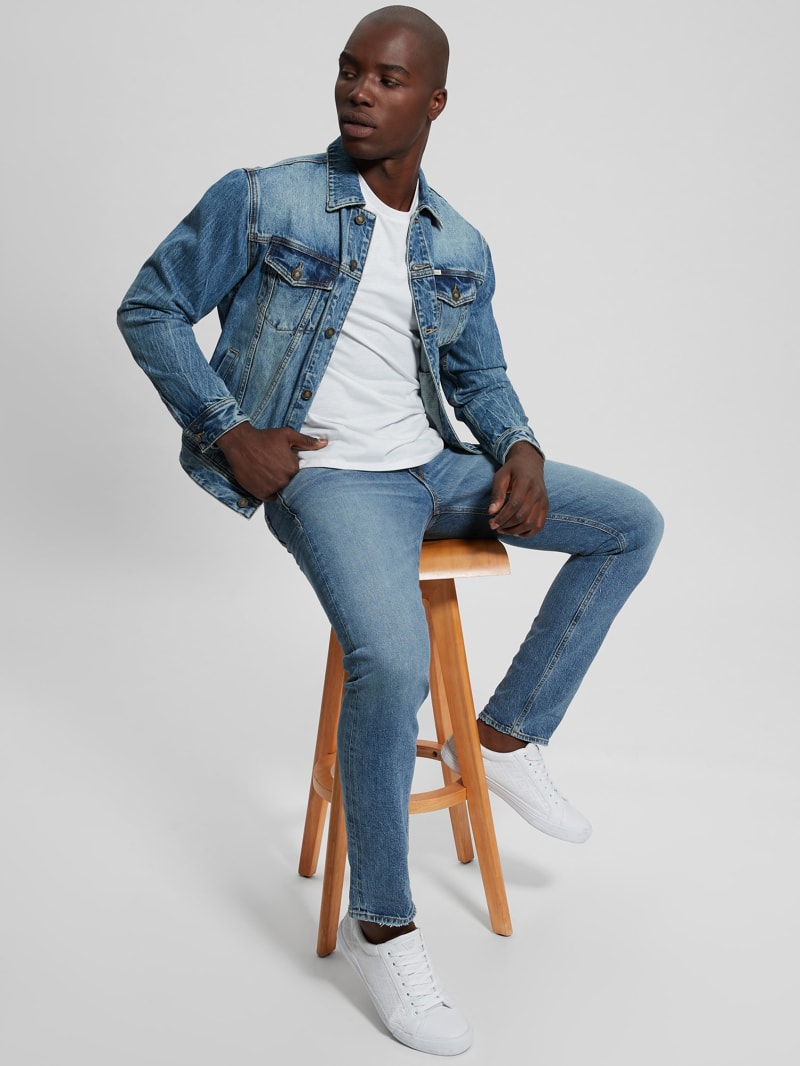 Guess Slim Tapered Jeans - Pascal Vintage Guess Slim Tapered Jeans - Pascal Vintage