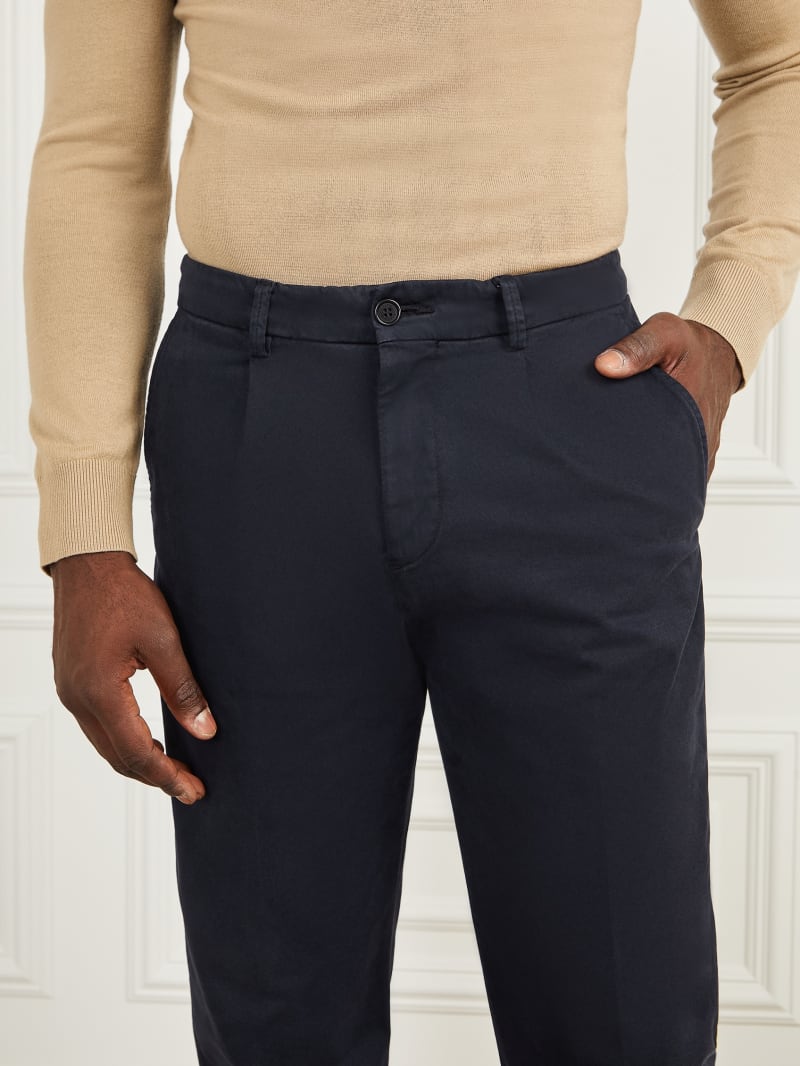 Guess Ethan Twill Roll-Up Chino Pant - Bleu éLéGant Guess Ethan Twill Roll-Up Chino Pant - Bleu éLéGant