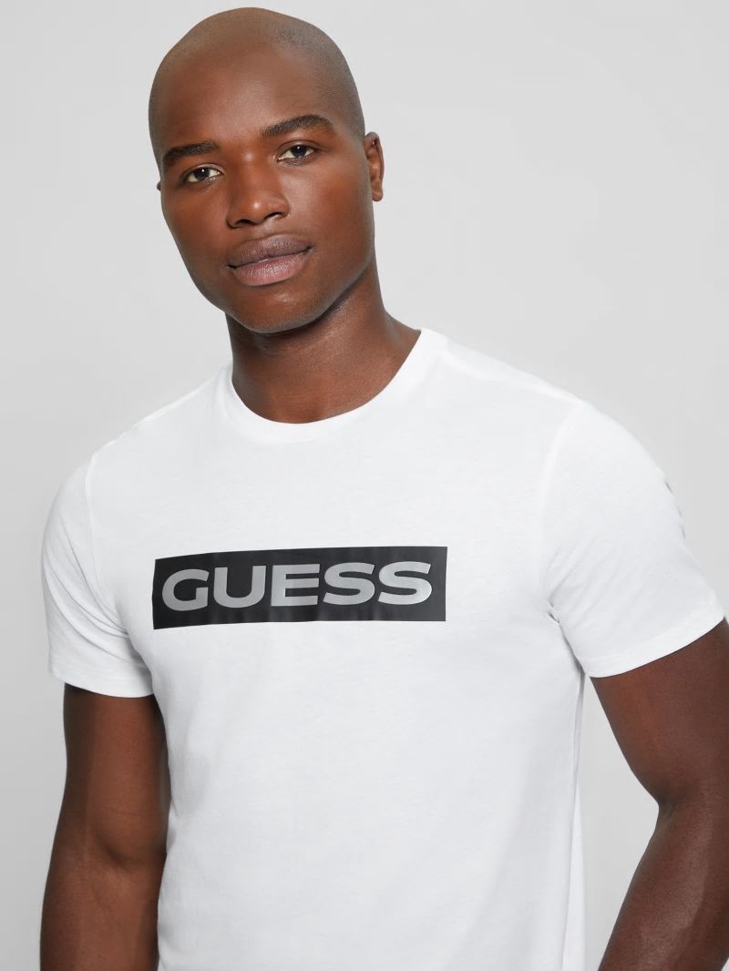 Guess Metallic Signature Tee - Pure White Guess Metallic Signature Tee - Pure White