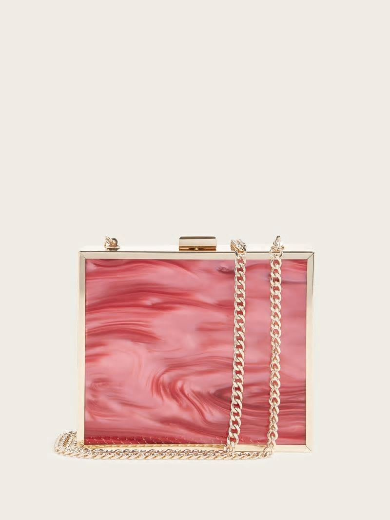 Guess Sutton Box Clutch - Red Guess Sutton Box Clutch - Red