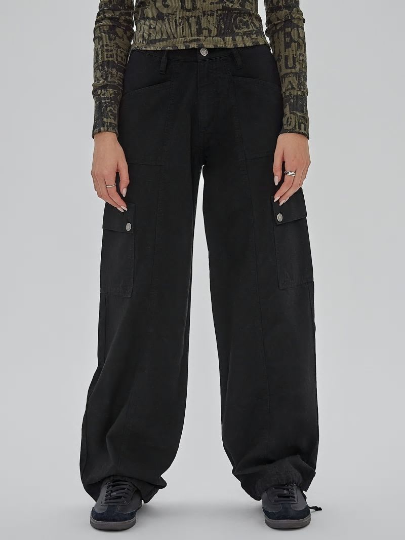 Guess GUESS Originals Utility Cargo - Jet Black Multi Guess GUESS Originals Utility Cargo - Jet Black Multi